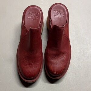 Sorel Men's Burgundy Leather Slip-Ons
